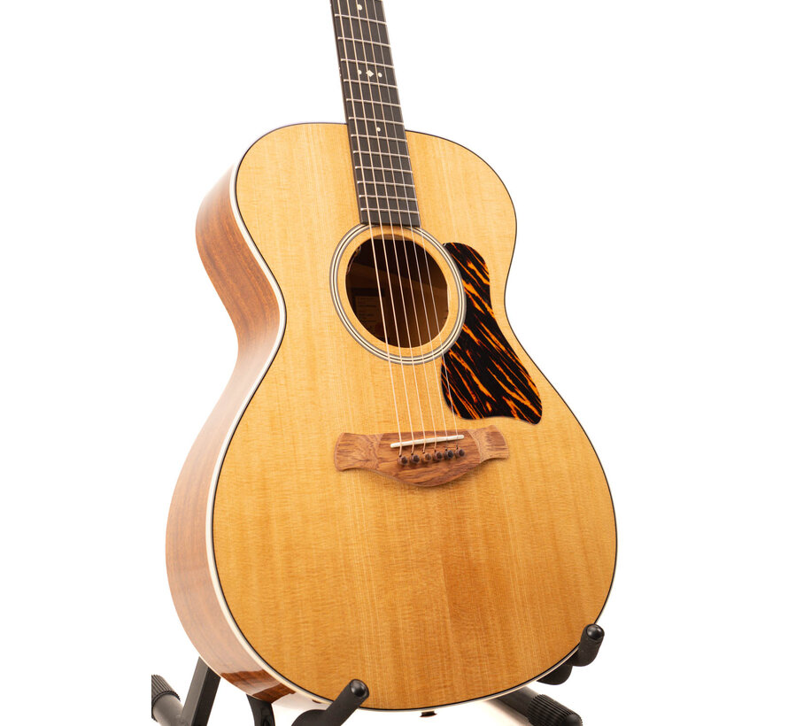Taylor Gold Label 512e