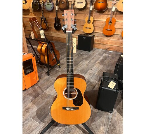 Martin Martin 000JR-10E Shawn Mendes | Tweedehands