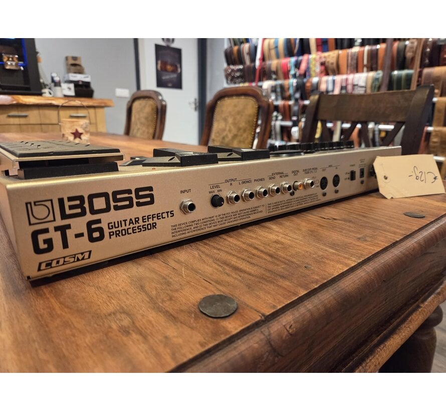 Boss GT-6 Multi-Effect Unit | Tweedehands