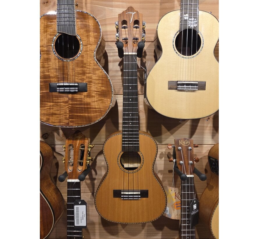 Tom Ukeleles | TUC-790TNM + Pick-up