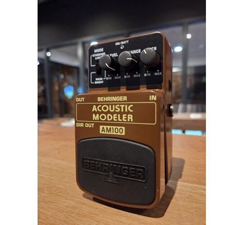 Behringer AM100 Acoustic Modeller Effects Pedal | Tweedehands