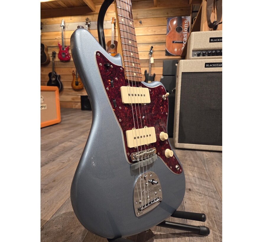 Fender Vintera '60s Jazzmaster| Ice Blue Metallic | Tweedehands