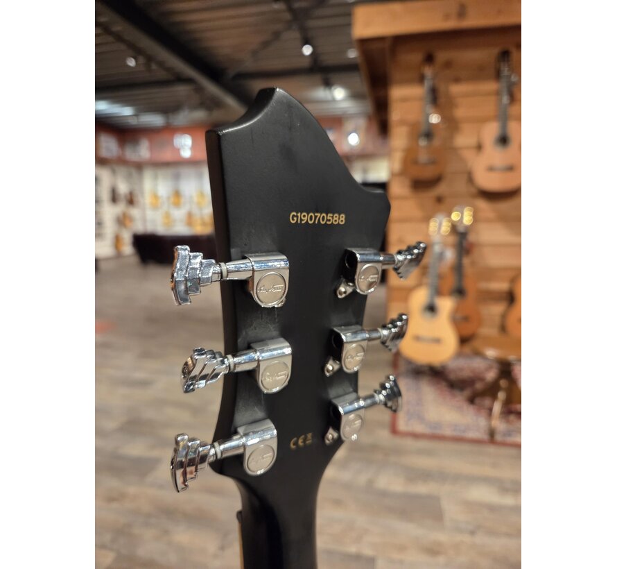 Hagstrom Ultra Max Fall Sky Satin | Tweedehands