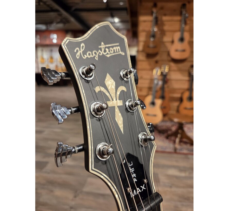 Hagstrom Ultra Max Fall Sky Satin | Tweedehands