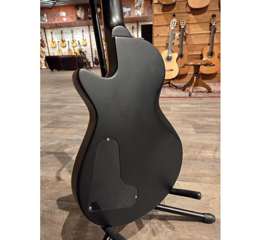 Hagstrom Ultra Max Fall Sky Satin | Tweedehands