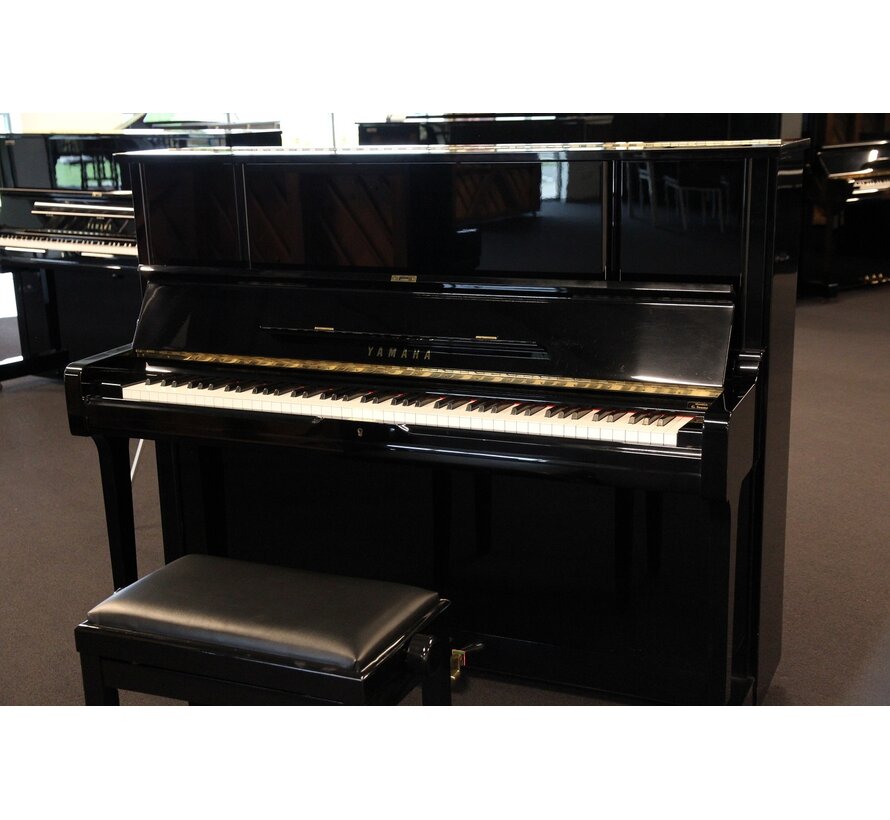 Yamaha UX1 Piano Zwart Hoogglans