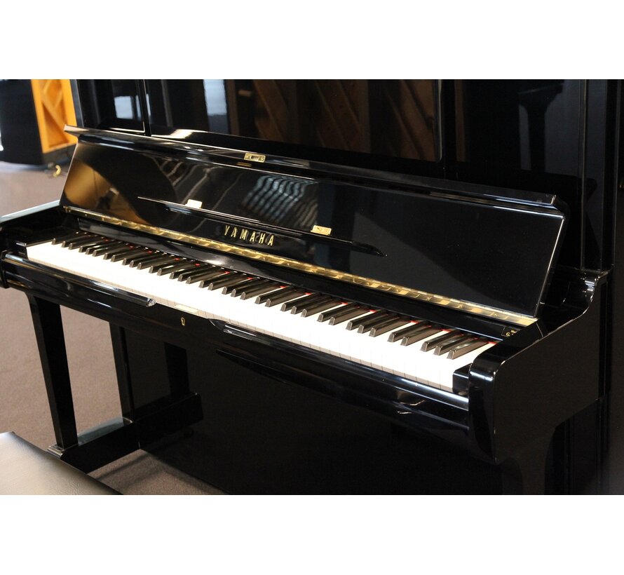 Yamaha UX1 Piano Zwart Hoogglans