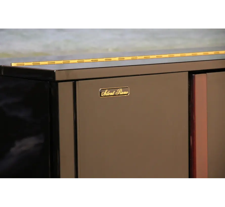 Yamaha YU5 Silent Piano Zwart Hoogglans