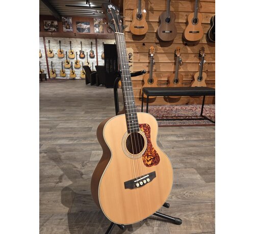 Guild Guild Jumbo Junior Bass | Tweedehands