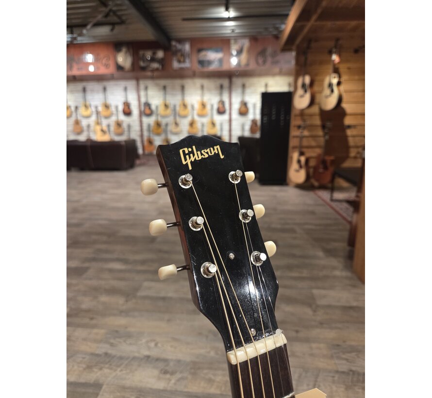 Gibson Custom Shop Margo Price J-45 - heritage cherry sunburst | Tweedehands