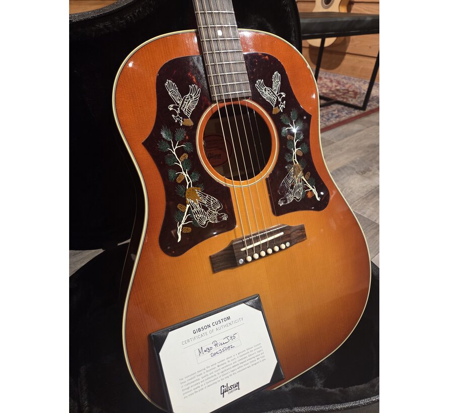 Gibson Custom Shop Margo Price J-45 - heritage cherry sunburst | Tweedehands