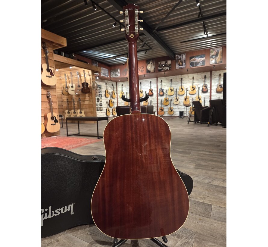 Gibson Custom Shop Margo Price J-45 - heritage cherry sunburst | Tweedehands