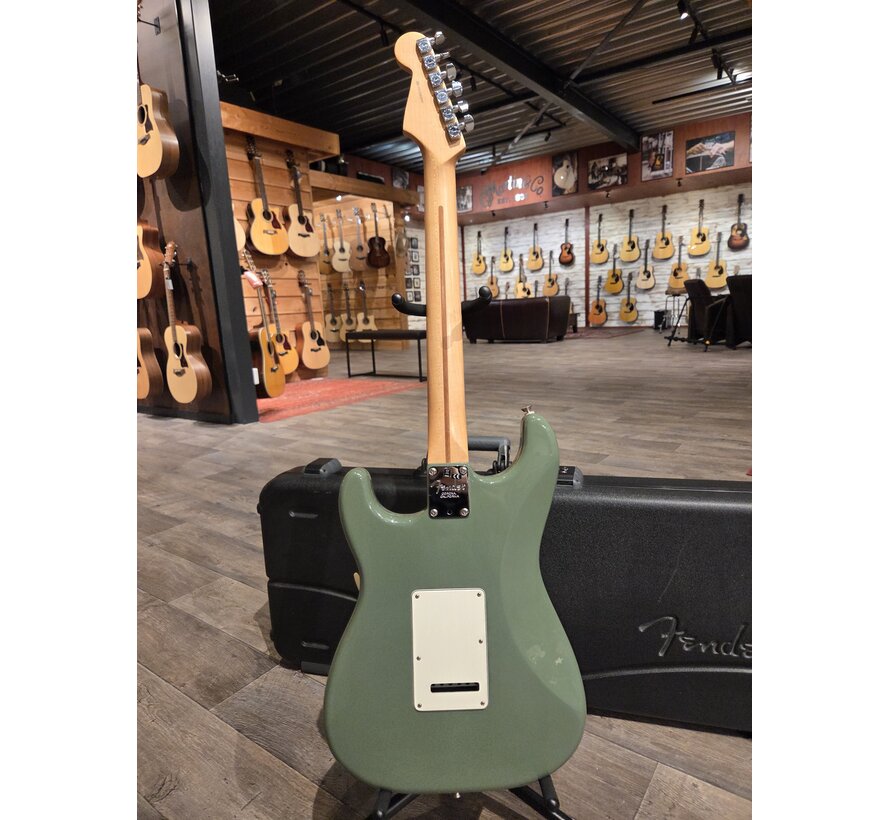 Fender American Professional Stratocaster HH Shawbucker - Antique Olive | Tweedehands