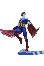 Marvel Gallery : Captain America Sam Wilson PVC Figure