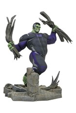 Marvel Gallery Avengers Endgame Tracksuit Hulk Deluxe PVC Figure