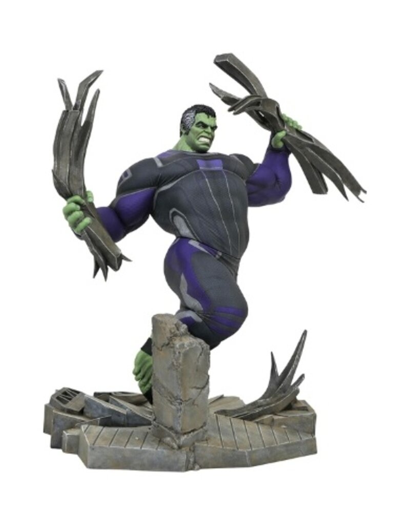 Marvel Gallery Avengers Endgame Tracksuit Hulk Deluxe PVC Figure