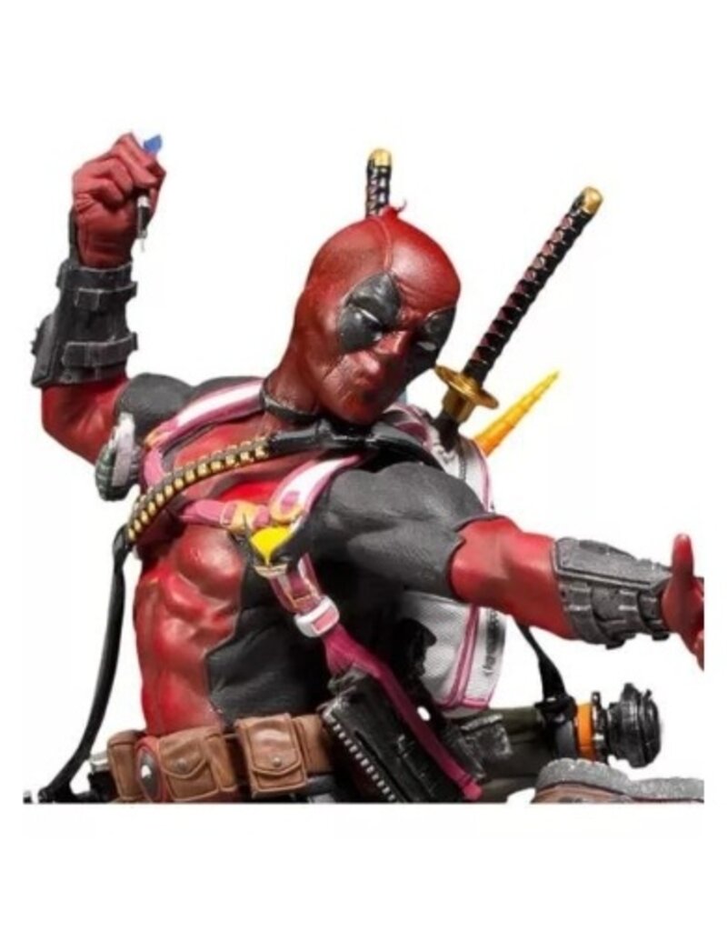 Iron Studios Marvel Comics Deadpool Deluxe 1/10