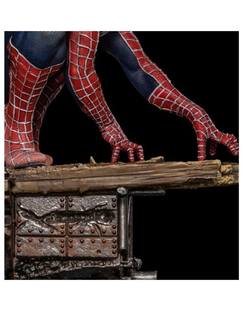 Iron Studios  Friendly Neighborhood Spider-Man: No Way Home BDS Art Scale Deluxe Statue 1/10