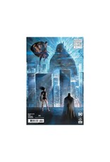 DC Justice League vs. Godzilla vs. Kong #5 Cover D 1:25 Puppeteer Lee Card Stock Variant