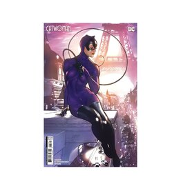 DC COMICS Catwoman #67 Cover C Pablo Villalobos Card Stock Variant