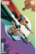 DC COMICS Batman / Superman: World's Finest #33 Cover C Adrián Gutiérrez Card Stock Variant