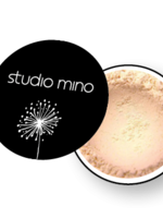 Studio mino Glowing complexion finishing powder
