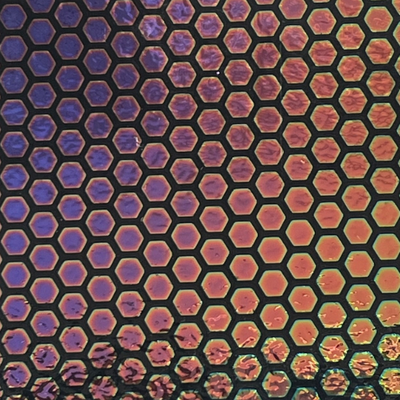 Dichro on black - Honeycomb - COE 90 - 10x10cm