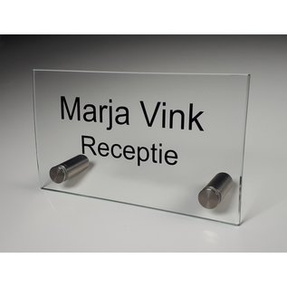 Glas  naambord baliemodel met RVS voetjes met naam of tekst.