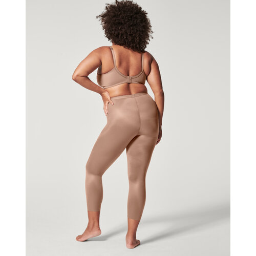 SPANX Women's Skinny Britches Capri Naked 2.0 Medium