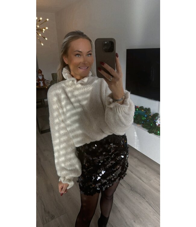 Trui met ruffle details cream