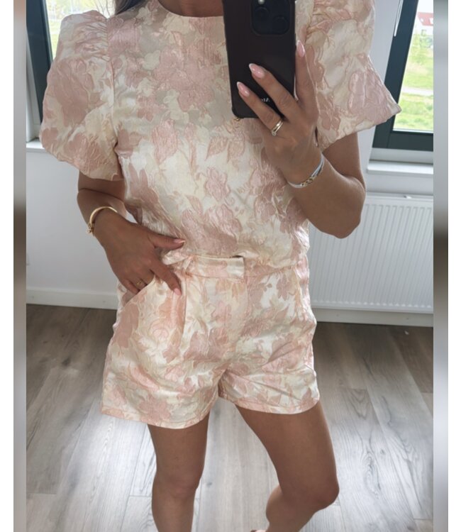Shortje roze luxe jacquard design