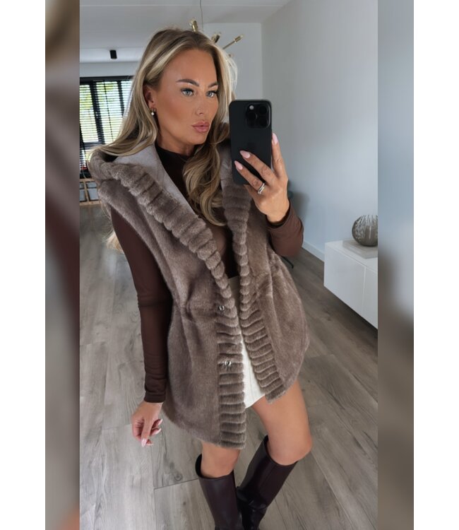 Faux furry bodywarmer