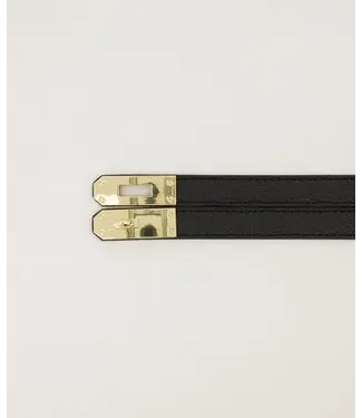 Zwarte riem met gouden gesp