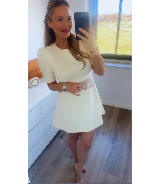 Jurkje lace detail butter yellow