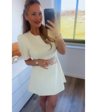 Jurkje lace detail butter yellow