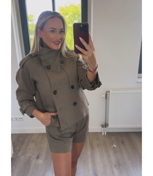 Geruite trenchcoat