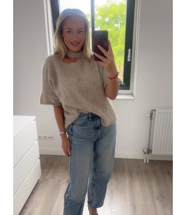 OFF SHOULDER TOP BEIGE