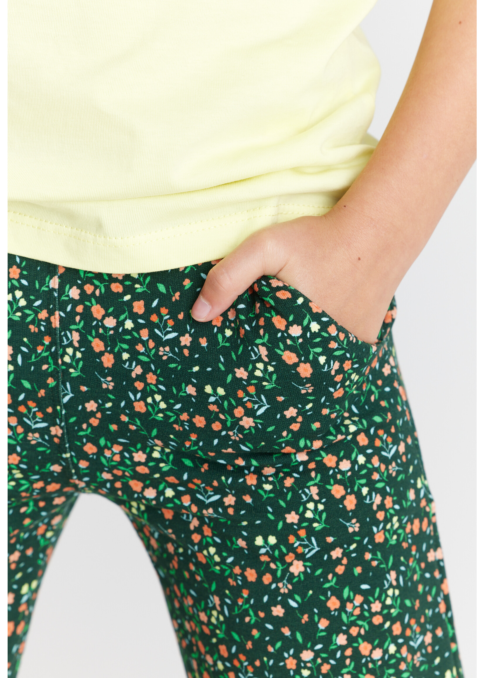 Chaos and order broek hot sale