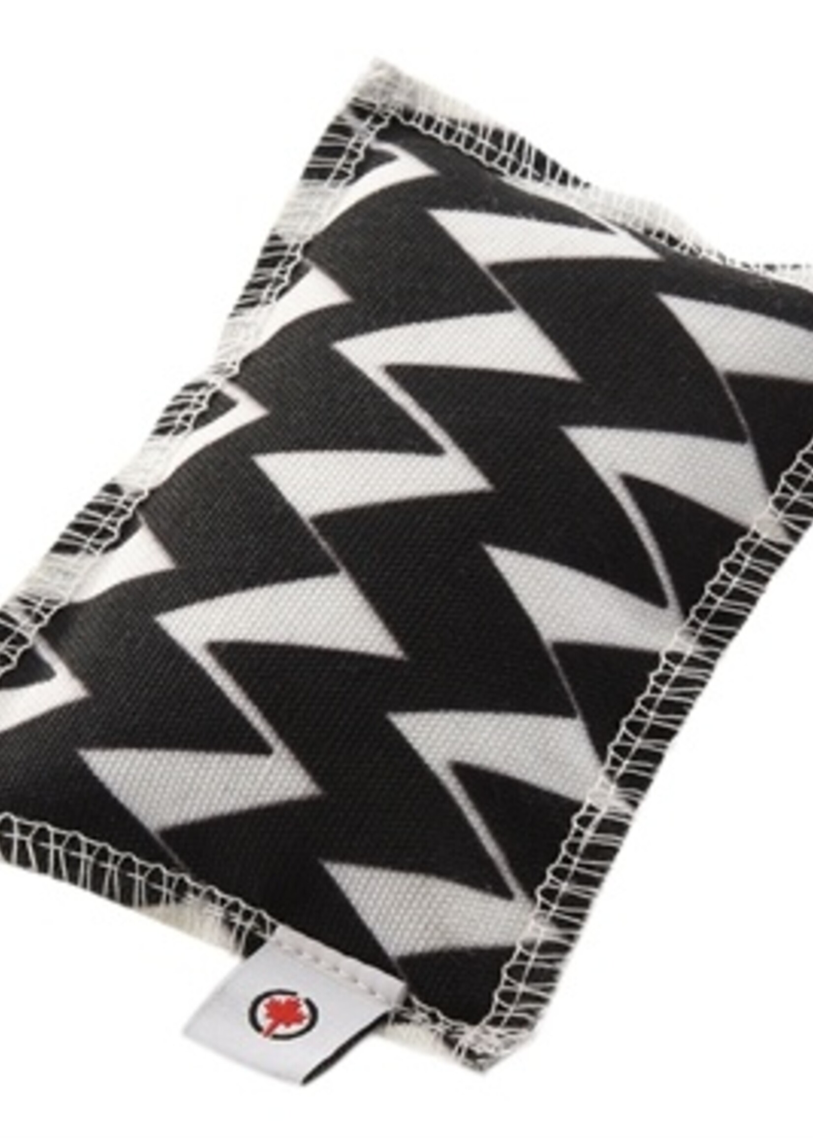 Canadiancat company Canadian cat speelkussen zigzag met catnip zwart / wit