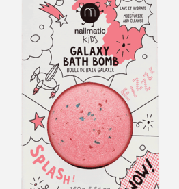 Nailmatic bathbomb - red planet