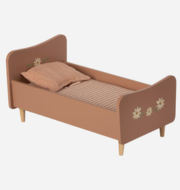 Maileg wooden bed mini rose