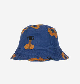 Bobo Choses acoustic guitar all over hat