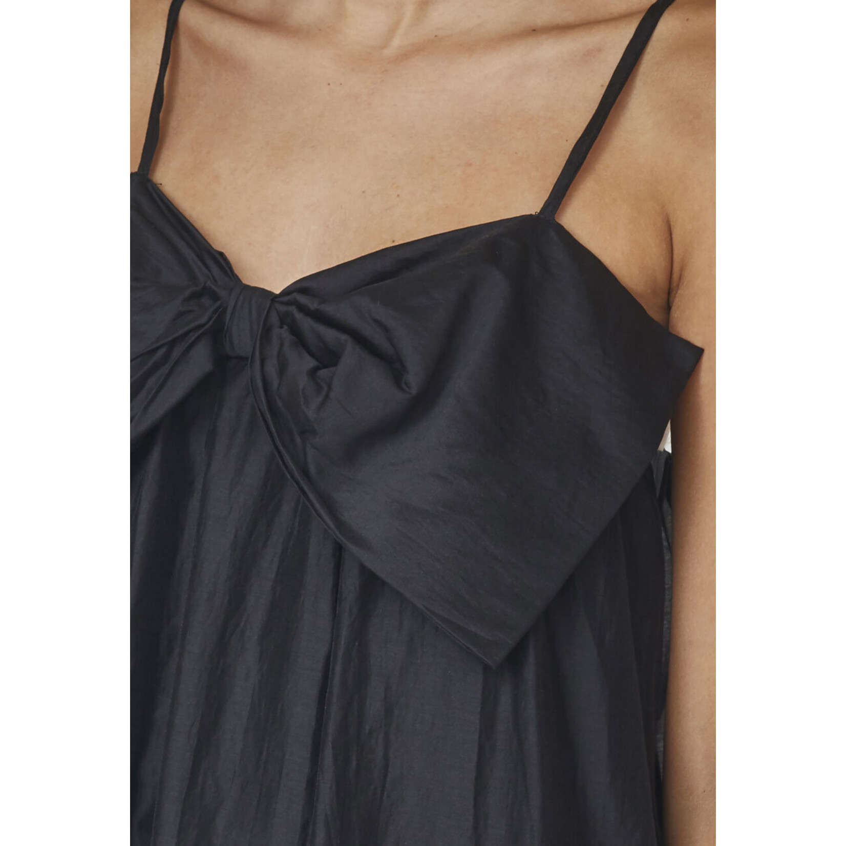 Sisters Point Esa top Bow black