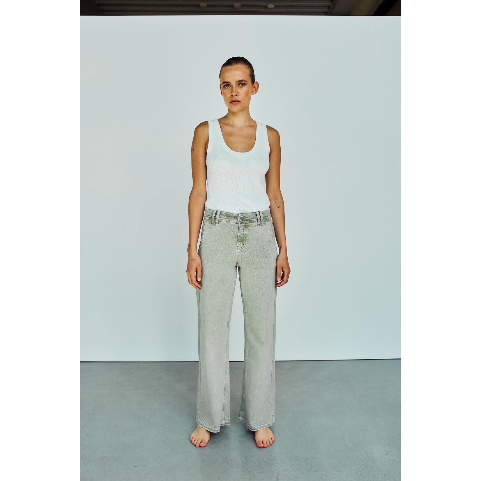 With Black With Black Muse wide jeans grey