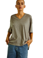 With Black With Black Josefine V tee desert