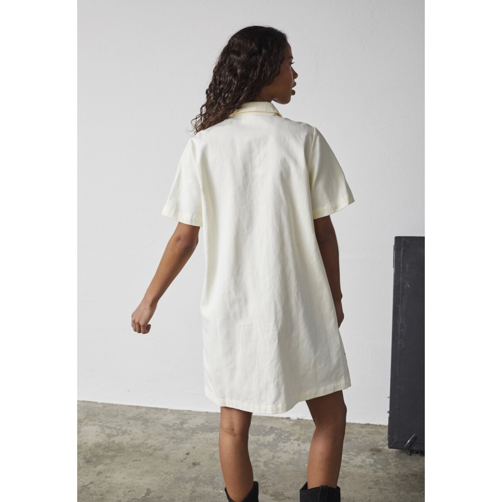 Sisters Point Denim dress Elsana cream