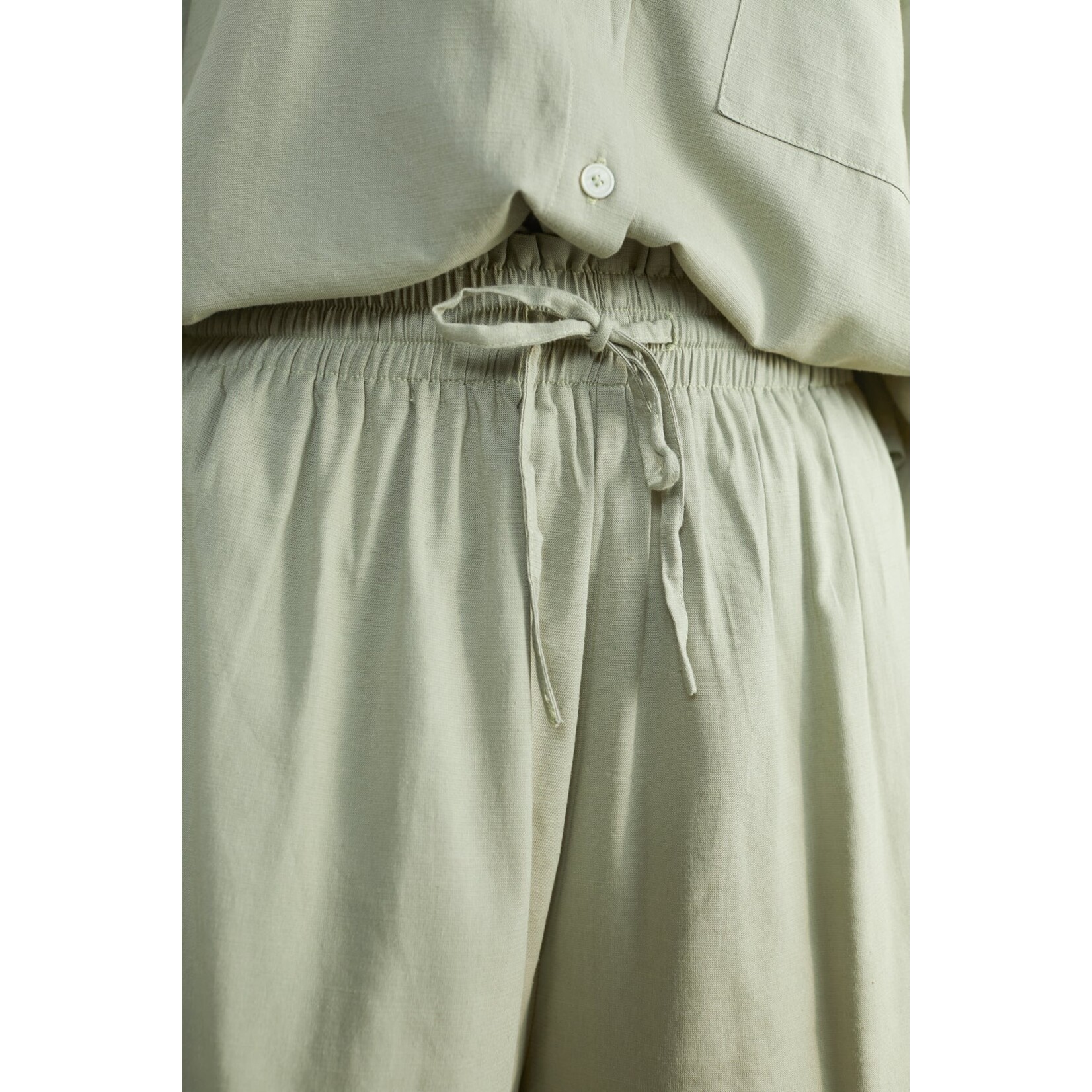 24Colours 24Colours shorts Stephanie Olive