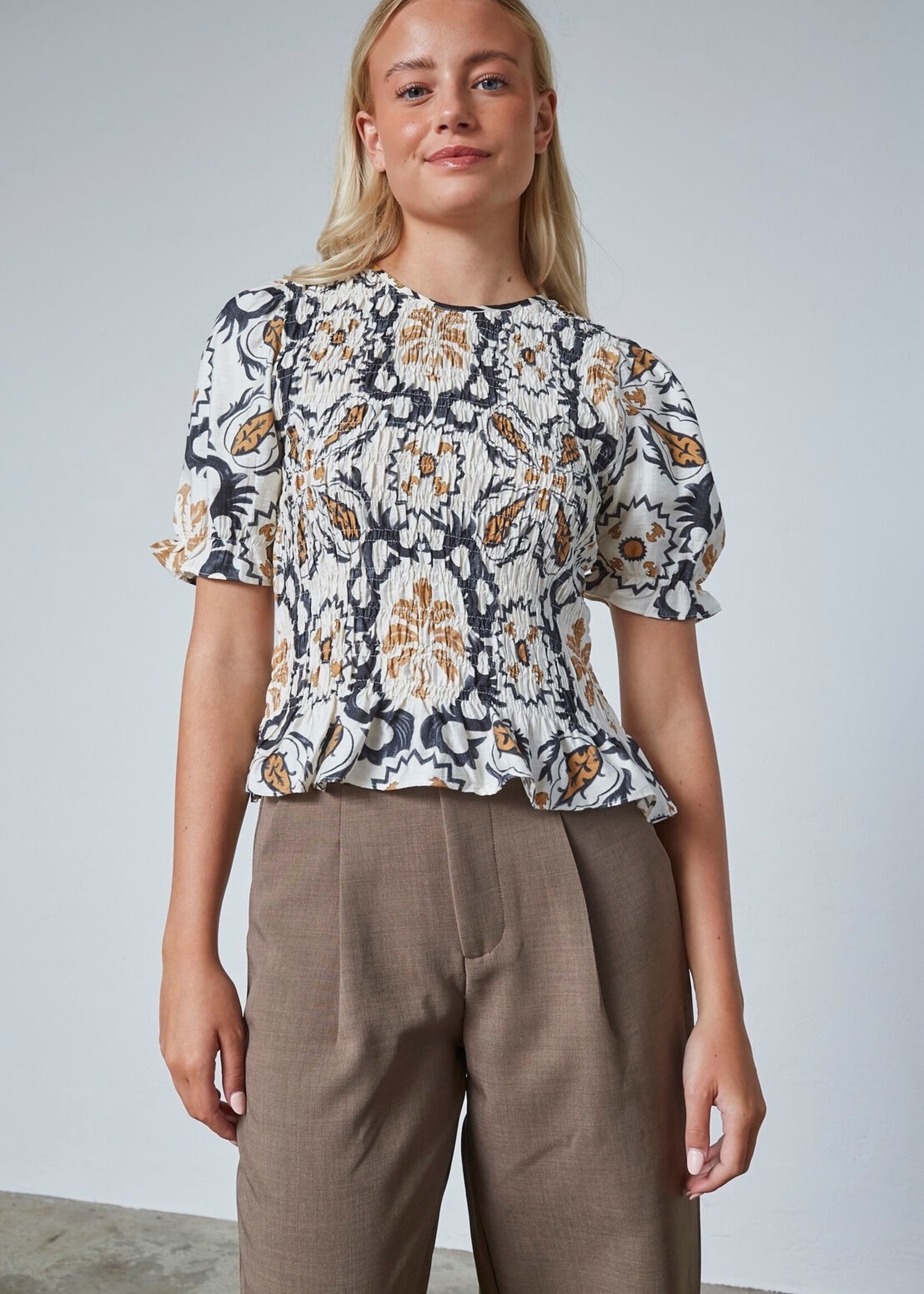 Sisters Point Nix blouse print