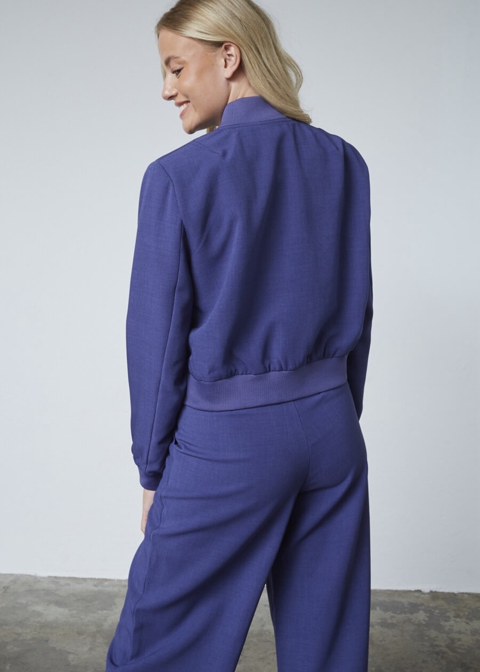 Sisters Point Garwin bomber jacket blue