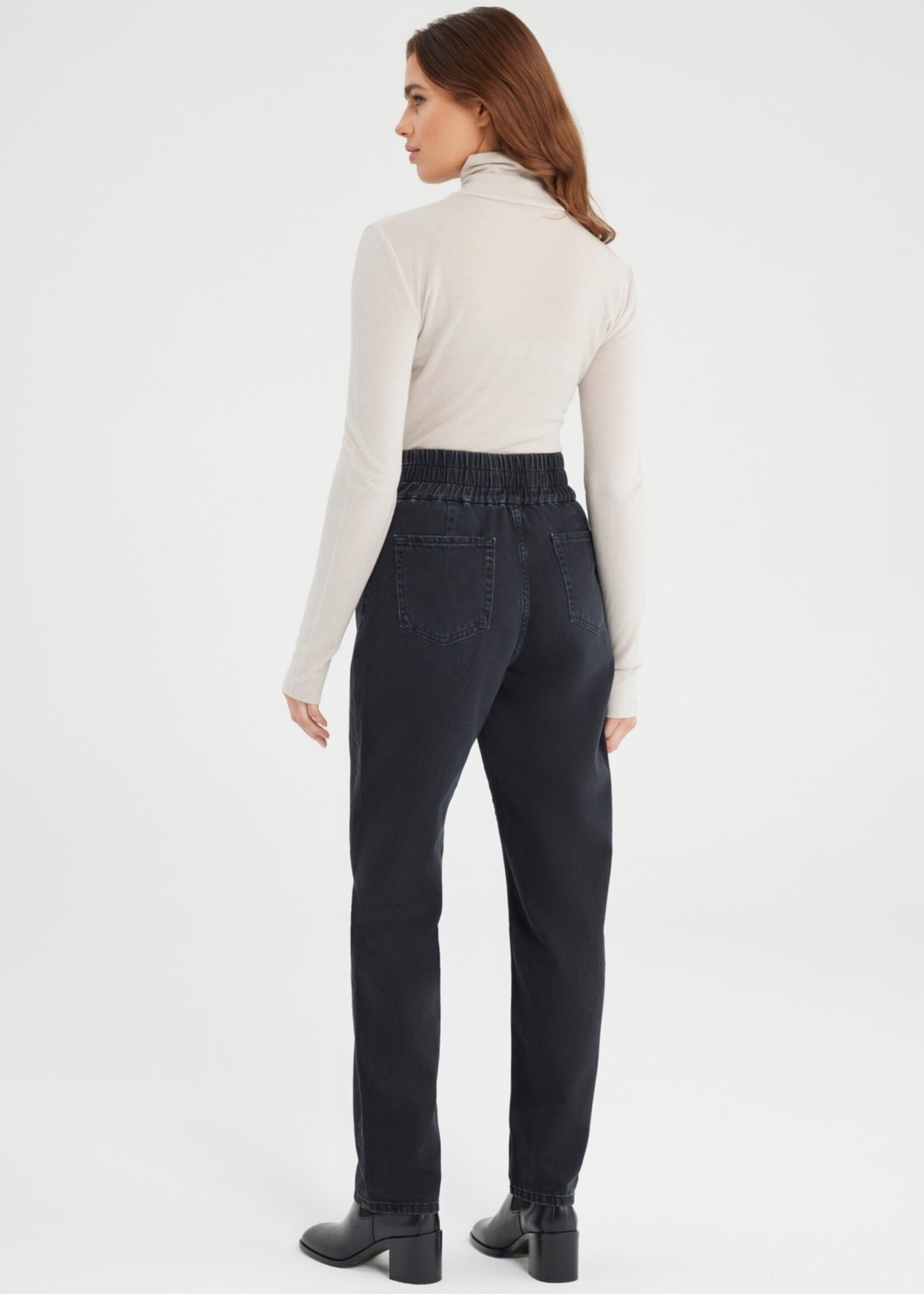 C.O.J. COJ Hight waist cropped jeans Jasmin zwart